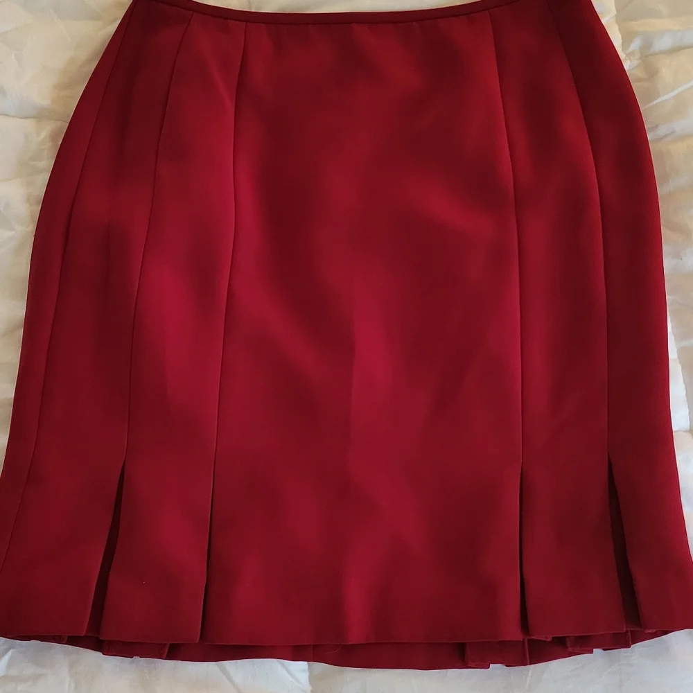 Tahari skirtsuit petite red size 6 - Picture 12 of 14